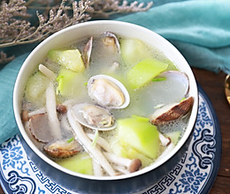 丝瓜花蛤菌菇汤的做法