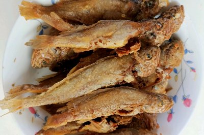 干炸小黄鱼