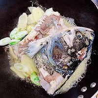 鱼头豆腐汤的做法图解8