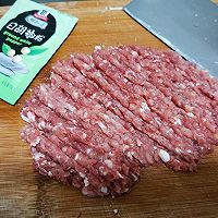 枸杞叶肉饼汤的做法图解3