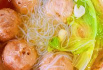 青菜牛肉丸粉丝汤的做法
