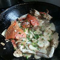螃蟹炒年糕（过年过节都会有的菜）的做法图解5