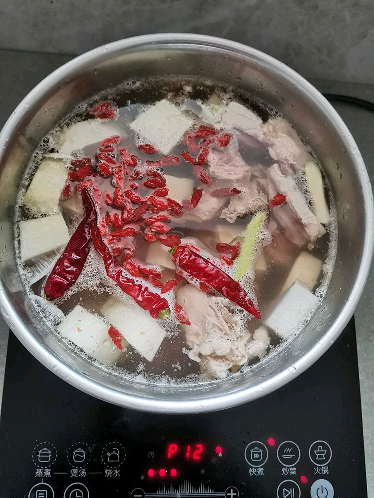 清汤萝卜炖羊肉（好喝不上火）的做法