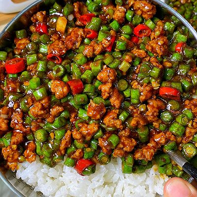 巨好吃的豆角肉末拌饭，太太好吃了！！