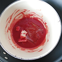 草莓乳酪慕斯杯#爱的暖胃季-美的智能破壁料理机#的做法图解2