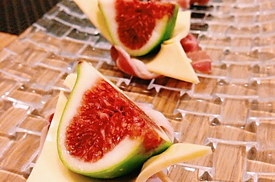 芝士帕尔马火腿无花果沙拉