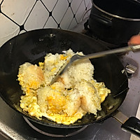 消灭剩米饭--百变蛋炒饭的做法图解2