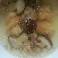 香菇鸡汤（电高压锅版）的做法图解3