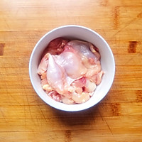 豆腐皮海苔鸡肉卷的做法图解1