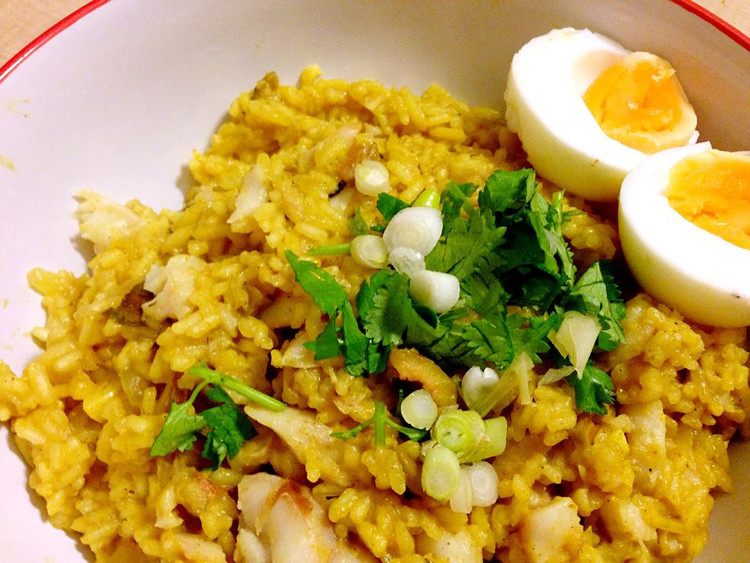 印度裔英式传统料理Kedgeree（鸡蛋葱豆饭）的做法