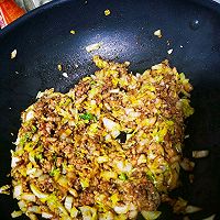 黑全麦白菜猪肉包的做法图解4