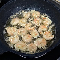 脆皮炸虾仁的做法图解5