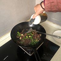 家常菜 | 干煸牛肉的做法图解7