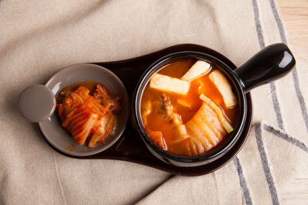 韩国经典泡菜汤