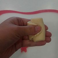 豆沙蛋黄酥的做法图解9