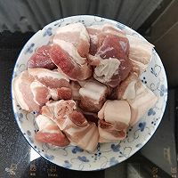 外婆红烧肉的做法图解1