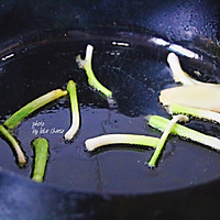 腊味煲仔饭 #九阳珐琅铁釜电饭煲、轻养一罐鲜米#的做法图解4