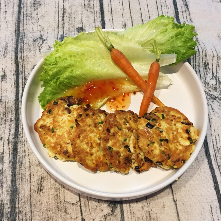 什锦蔬菜豆腐饼——素食也很香的做法