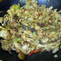 #冬季滋补花样吃法#大头菜炒粉条的做法图解2