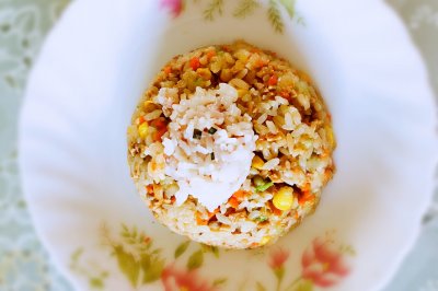 什锦糯米炒饭
