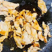 #唯有美食最粽要#鸡胸肉炒彩椒的做法图解11
