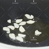 香肠炒儿菜的做法图解3