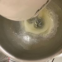 六寸戚风蛋糕的做法图解5