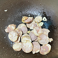 #寻味外婆乡传承春日宴#蒜苗炒腊肠的做法图解4