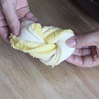 #爱好组-高筋#最经典的椰蓉餐包的做法图解24