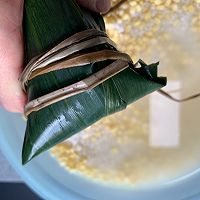 绿豆糯米粽的做法图解13