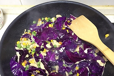 牛肉紫甘蓝蔬菜丁