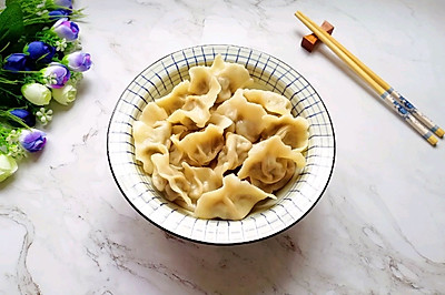 芽菜大肉馅饺子