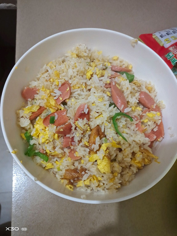 火腿鸡蛋炒饭