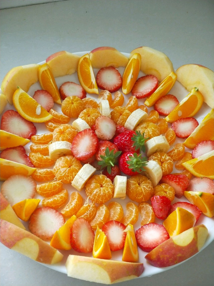 水果拼盘大餐的做法