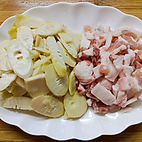 #元宵节美食大赏#苦笋炒五花肉的做法图解2