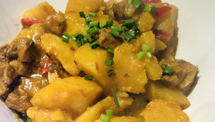 土豆牛腩