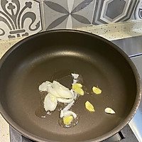 炒杂菜-肉片彩椒炒口蘑的做法图解5