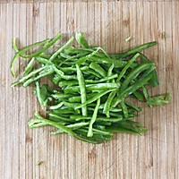 #母亲节，给妈妈做道菜#茭白炒肉丝的做法图解3