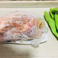 电饭锅烤鸡的做法图解1