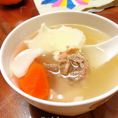 椰肉大骨汤