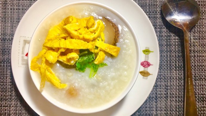 海参虾仁砂锅粥