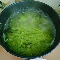 油泼小油菜&莴苣的做法图解2