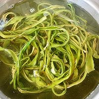 #纳福汇轻松喷出美味#贡菜凉拌百叶的做法图解6