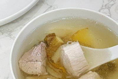 养肝清热的石斛麦冬猪肉汤