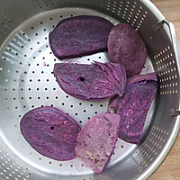 玫瑰紫薯豆沙酥的做法图解1