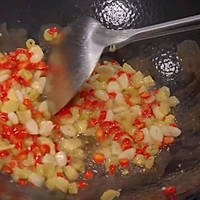 特色炒肥肠的做法图解10