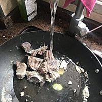 马鞭草土茯苓煲猪骨-清热解毒的做法图解4