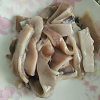 下饭神器 鱿鱼炒辣椒的做法图解1