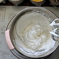 彩虹戚风蛋糕的做法图解6
