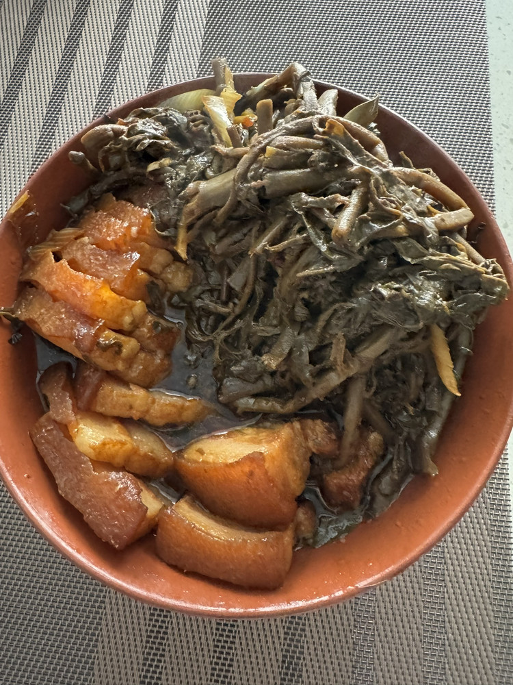 香椿扣肉的做法